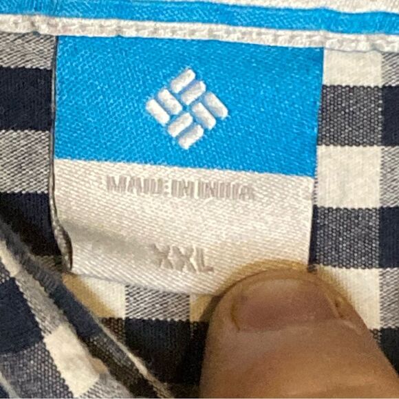 Columbia Sportswear Cotton Black/White Checkered Button-down, size XXL - Picture 3 of 5